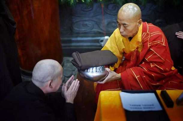 衣钵——佛教僧尼的袈裟与饭盂